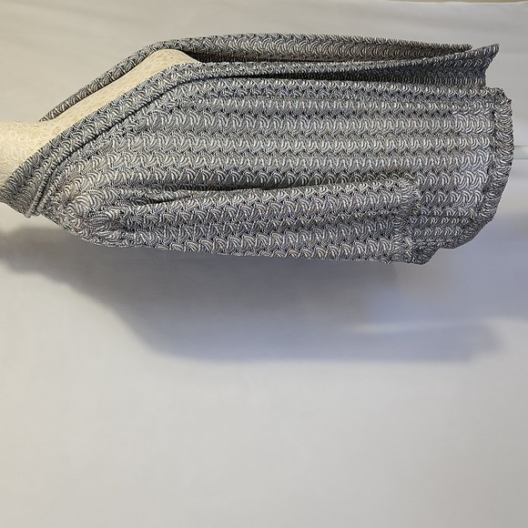 Chico's Travelers Open Front Open Weave 3/4 Sleeve Silvery Luster Mimi Jacket - Picture 3 of 11